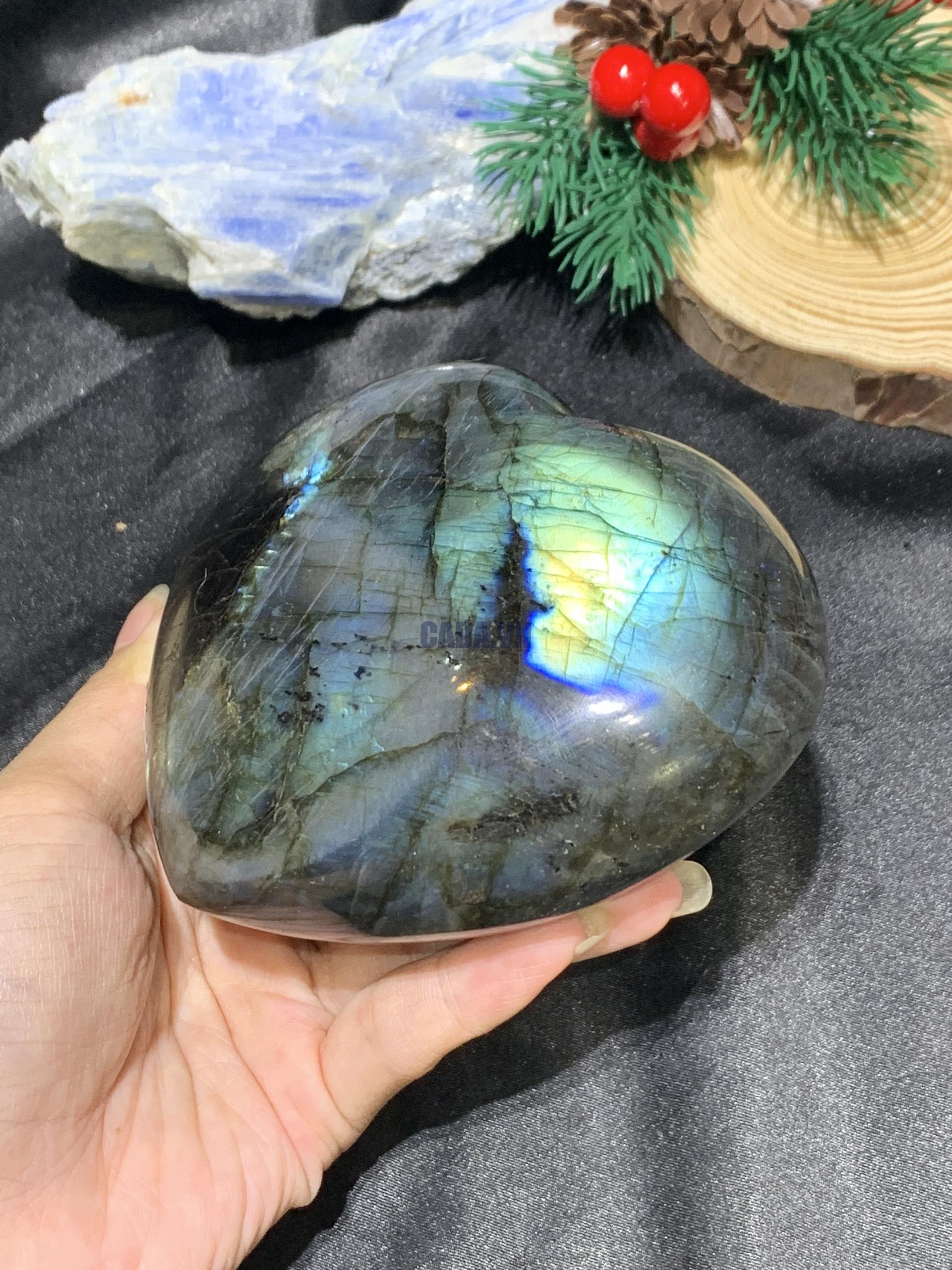 TRÁI TIM ĐÁ XÀ CỪ – Labradorite (TXC51) – KT: 10*11CM, KL: 0,786KG