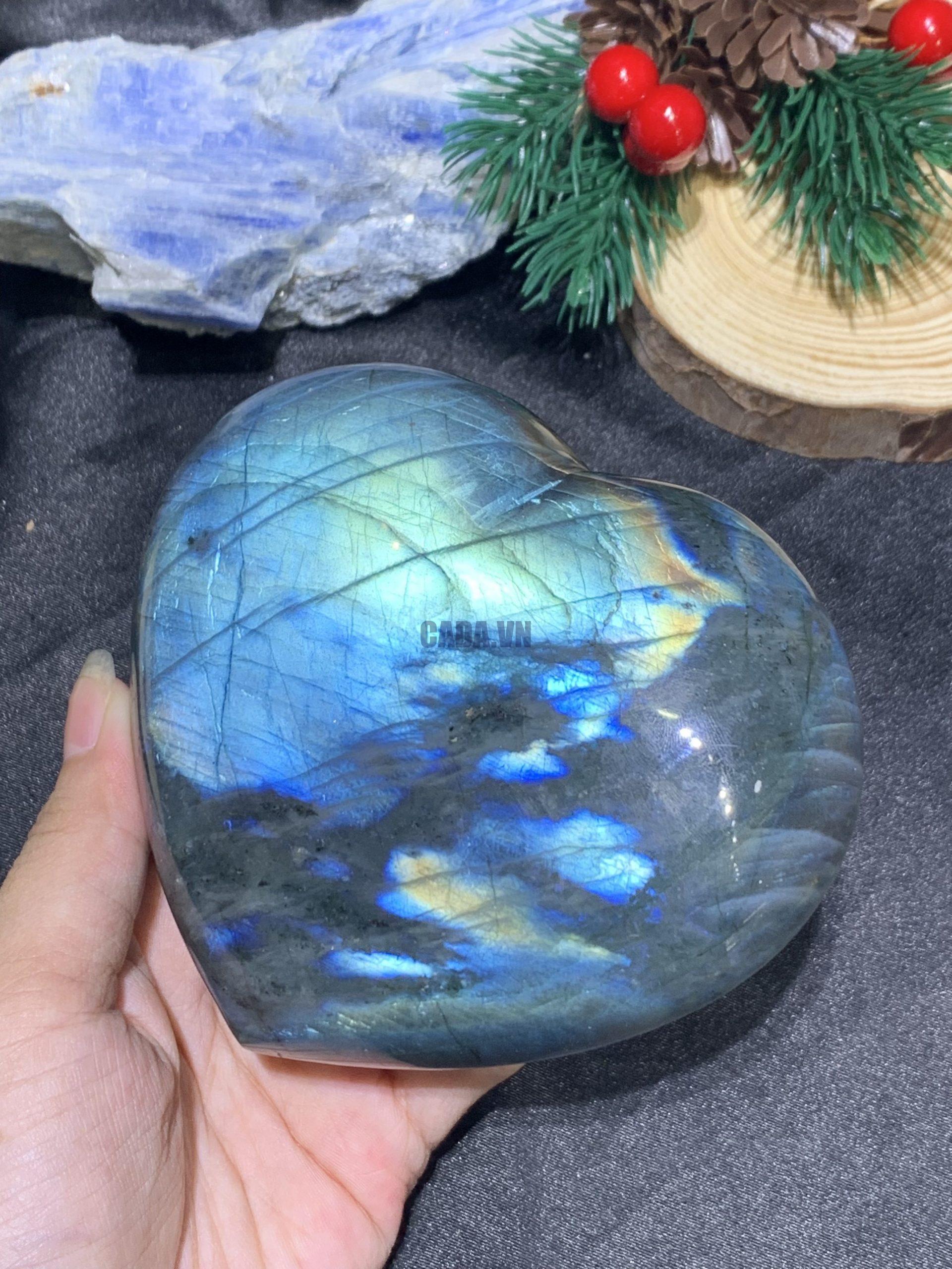 TRÁI TIM ĐÁ XÀ CỪ – Labradorite (TXC52) – KT: 11,3*9CM, KL: 0,675KG