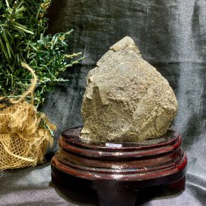 Tinh thể Vàng Găm – Pyrite (TVG25), KL: 1,262kg – KT:12*7cm