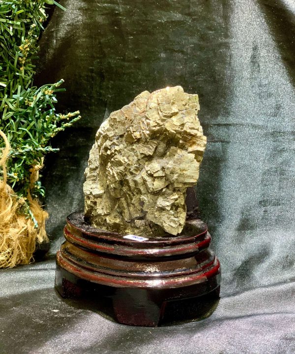 Tinh thể Vàng Găm – Pyrite (TVG26), KL: 0,938kg – KT:12*8cm