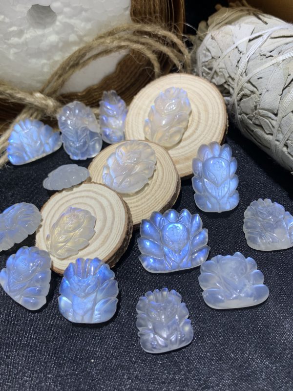 Mặt hồ ly Moonstone