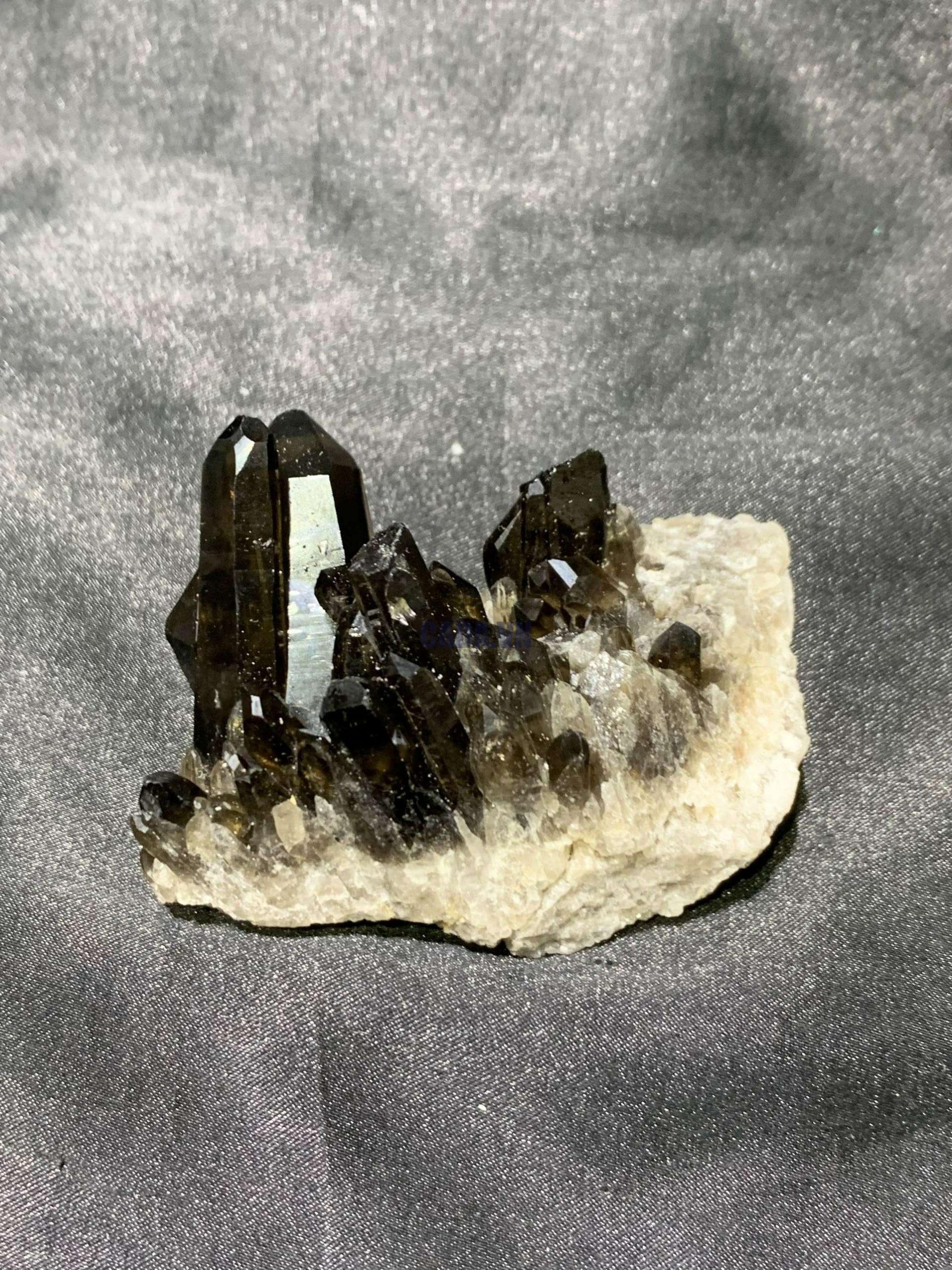 SMOKY QUARTZ CLUSTER - TINH THỂ THẠCH ANH KHÓI