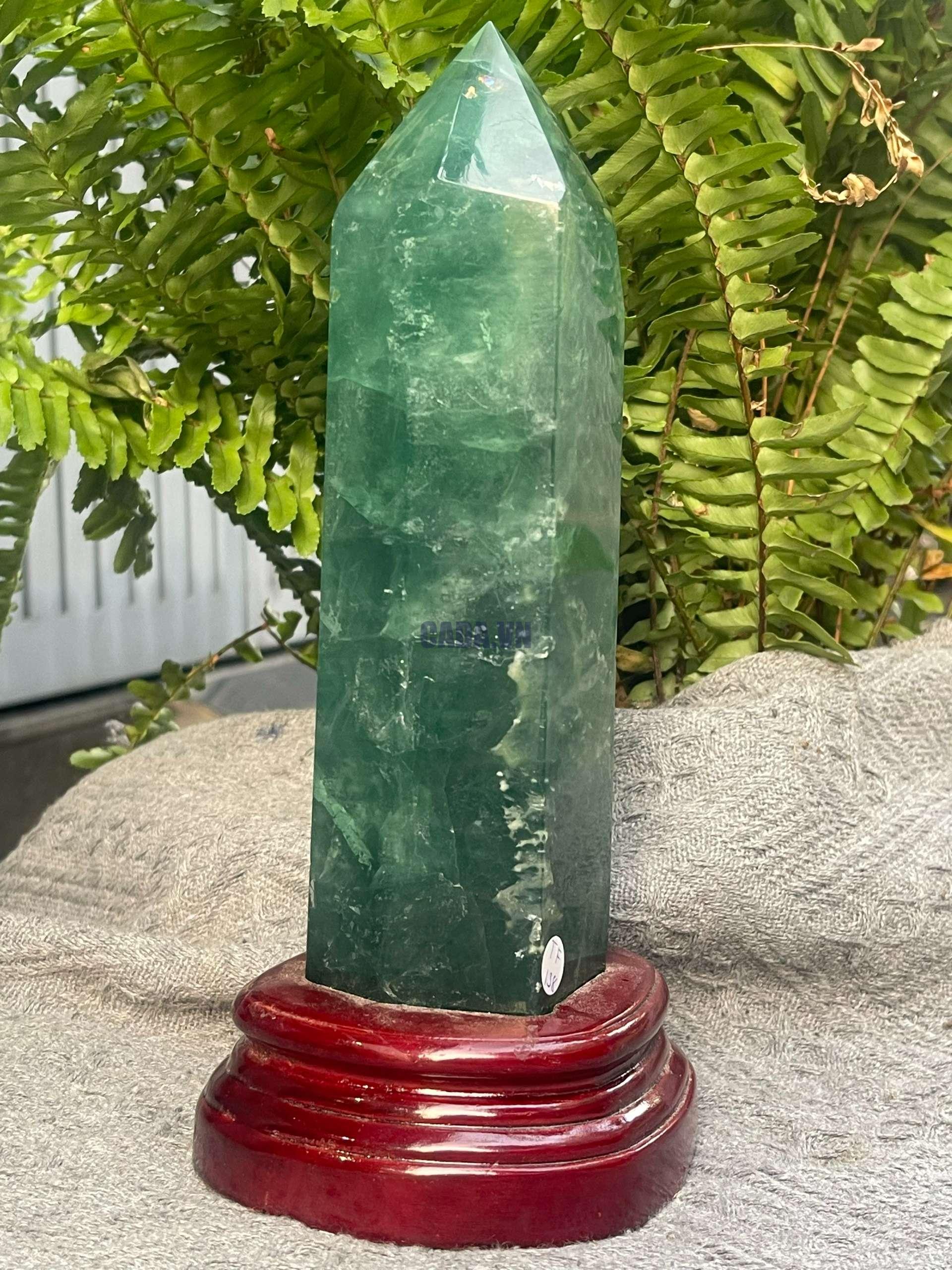 Trụ Fluorite Xanh – Green Fluorite Point (TF138 ), KT: 25*6CM - KL: 1,22KG 