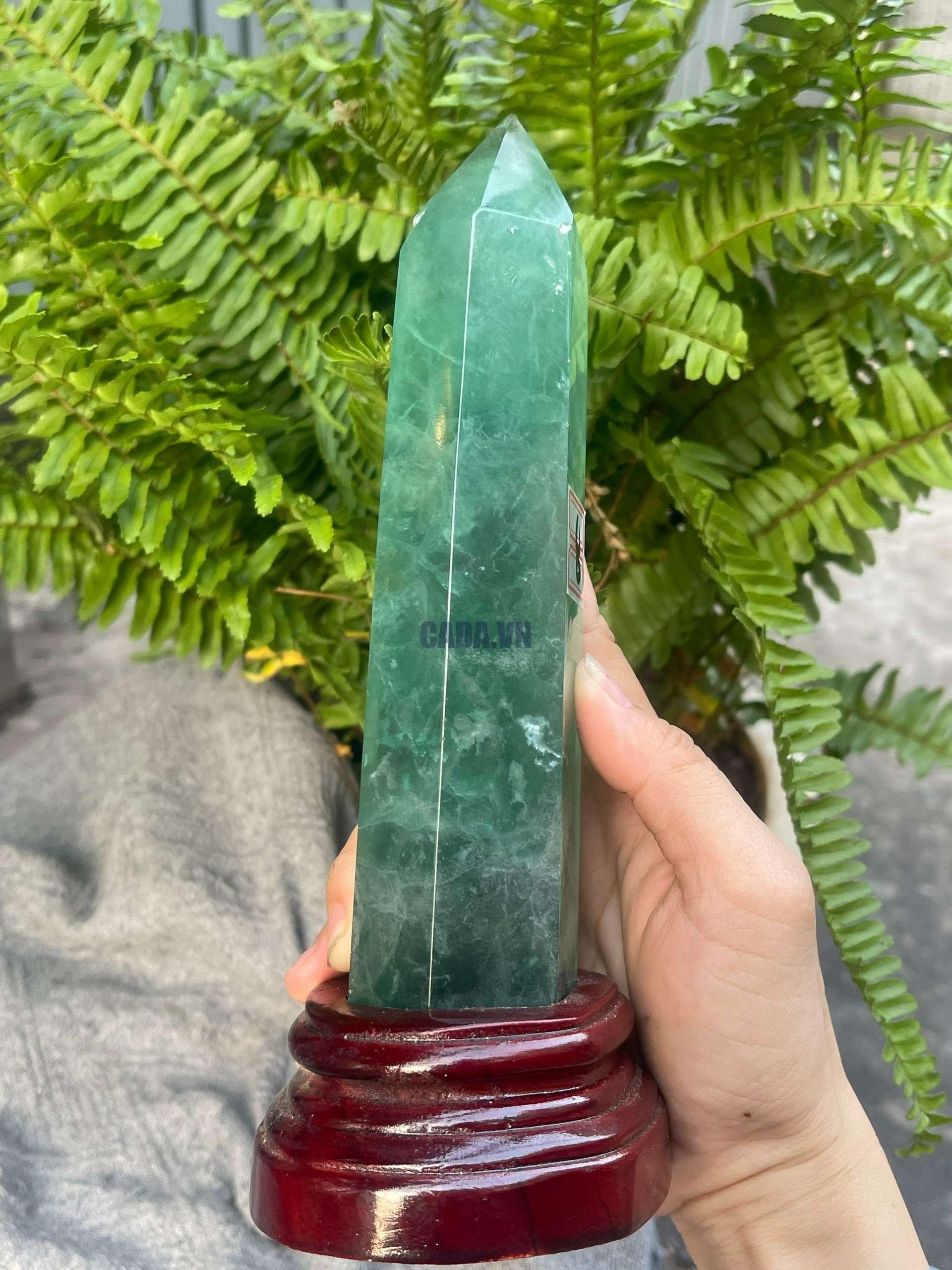 Trụ Fluorite Xanh – Green Fluorite Point (TF139), KT: 21,5*5,5CM – KL: 0,666KG 