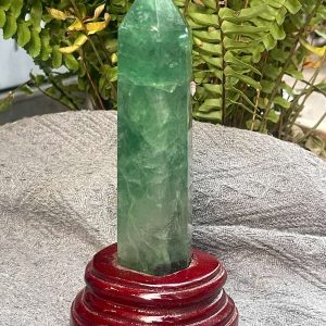 Trụ Fluorite Xanh – Green Fluorite Point (TF140), KT: 17*4CM – KL: 0,35KG 