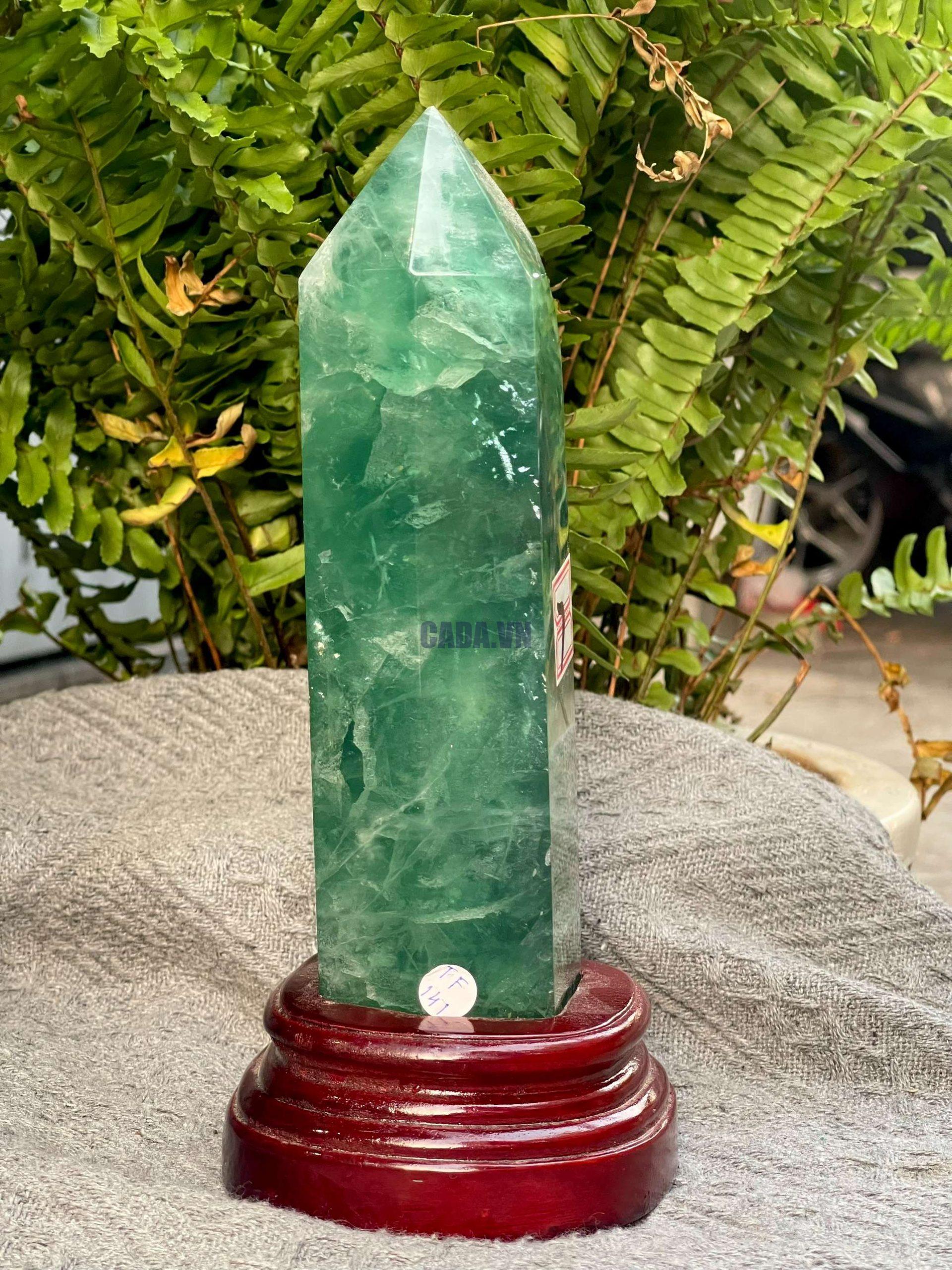 Trụ Fluorite Xanh – Green Fluorite Point (TF141), KT: 21*5CM – KL: 0,974KG 