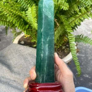 Trụ Fluorite Xanh – Green Fluorite Point (TF142), KT: 24*4,5CM – KL: 0,704KG 