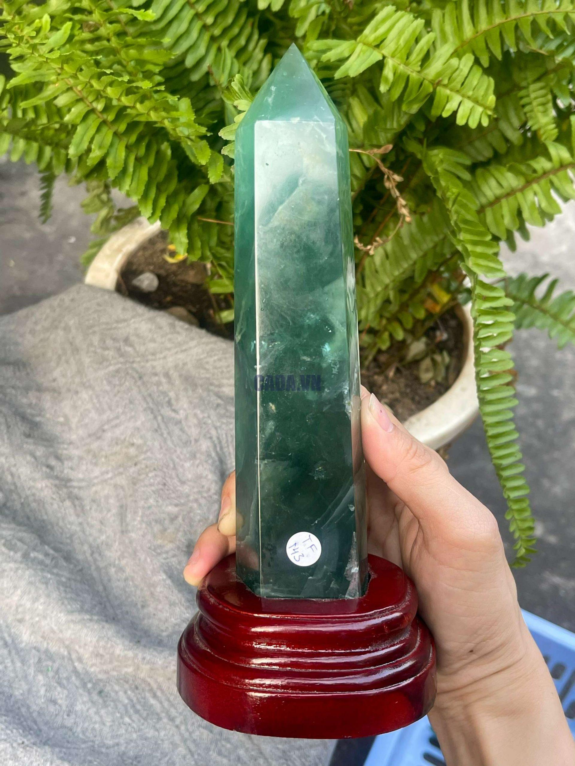 Trụ Fluorite Xanh – Green Fluorite Point (TF143), KT: 22*5CM – KL: 0,75KG 