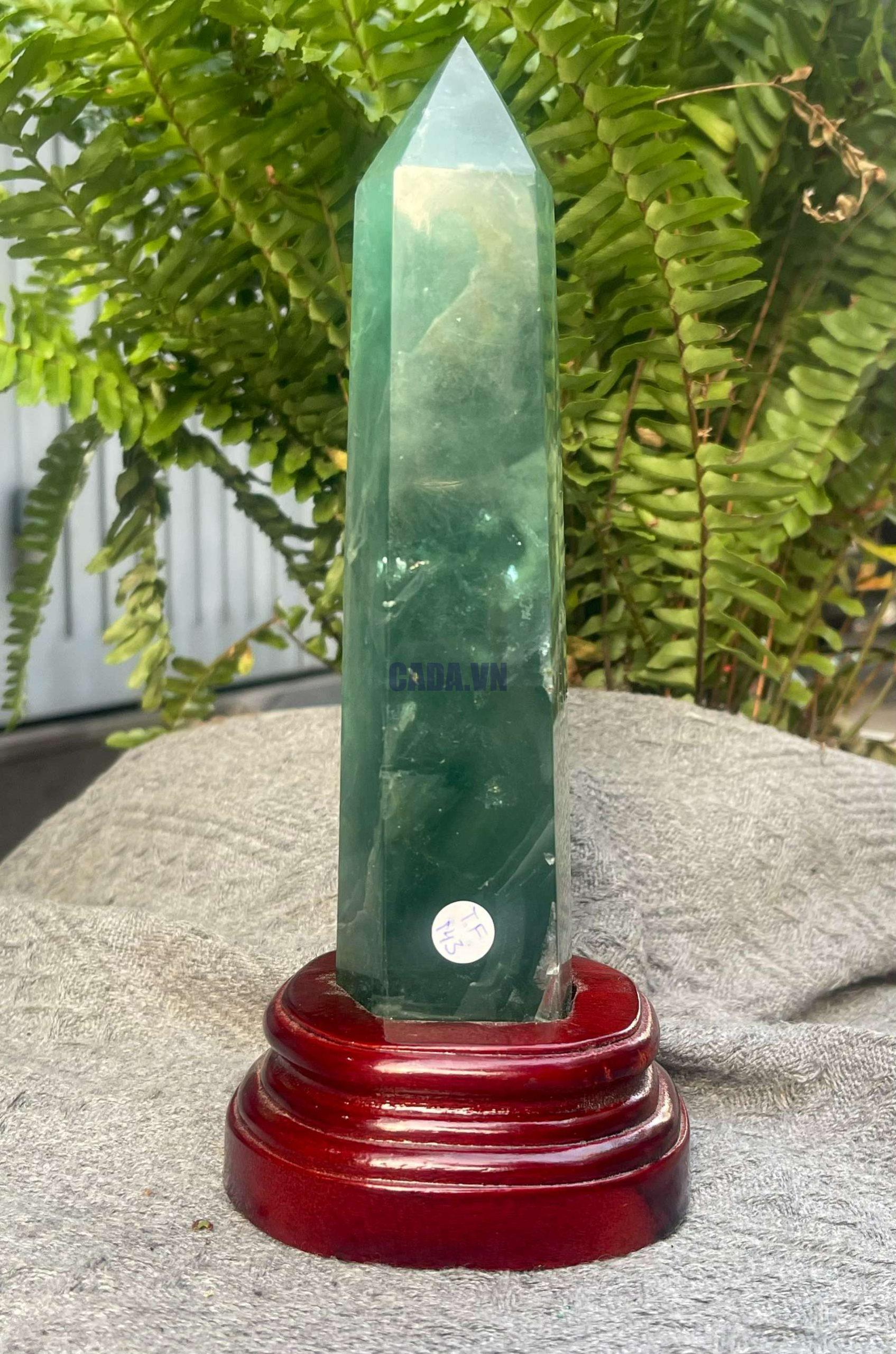 Trụ Fluorite Xanh – Green Fluorite Point (TF143), KT: 22*5CM – KL: 0,75KG