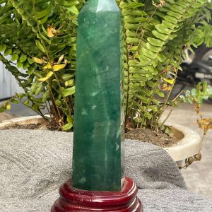 Trụ Fluorite Xanh – Green Fluorite Point (TF148), KT: 22*5CM – KL: 0,79KG 