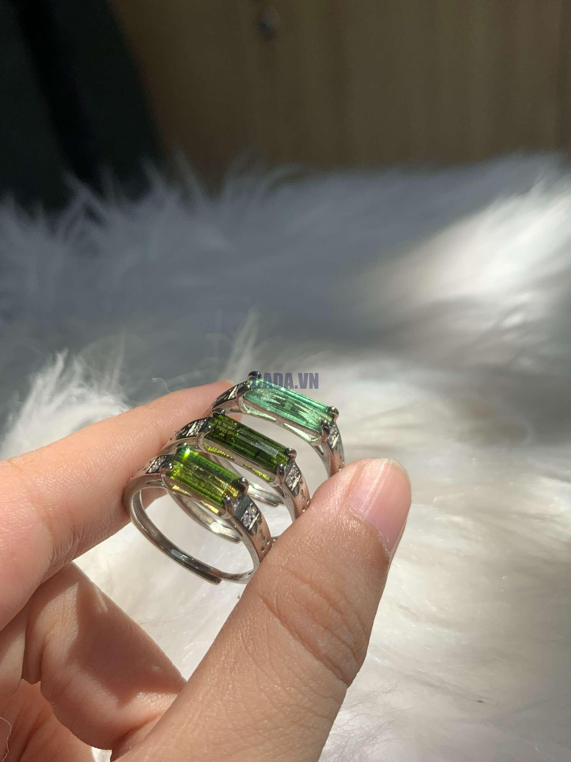 Nhẫn bạc đá Green Tourmaline | CADA DECOR