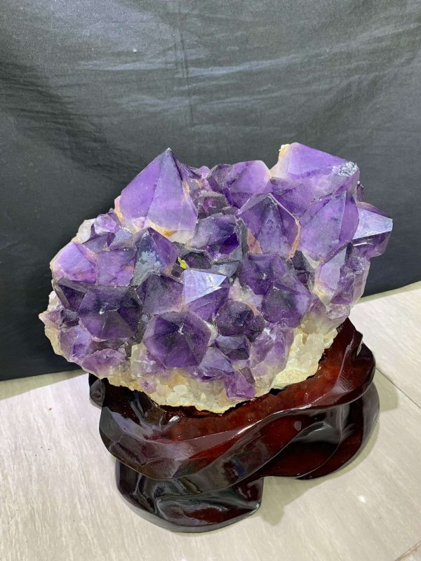 BỆ THẠCH ANH TÍM (T250), KL: 8,1KG – KT: 26x28CM | CADA DECOR