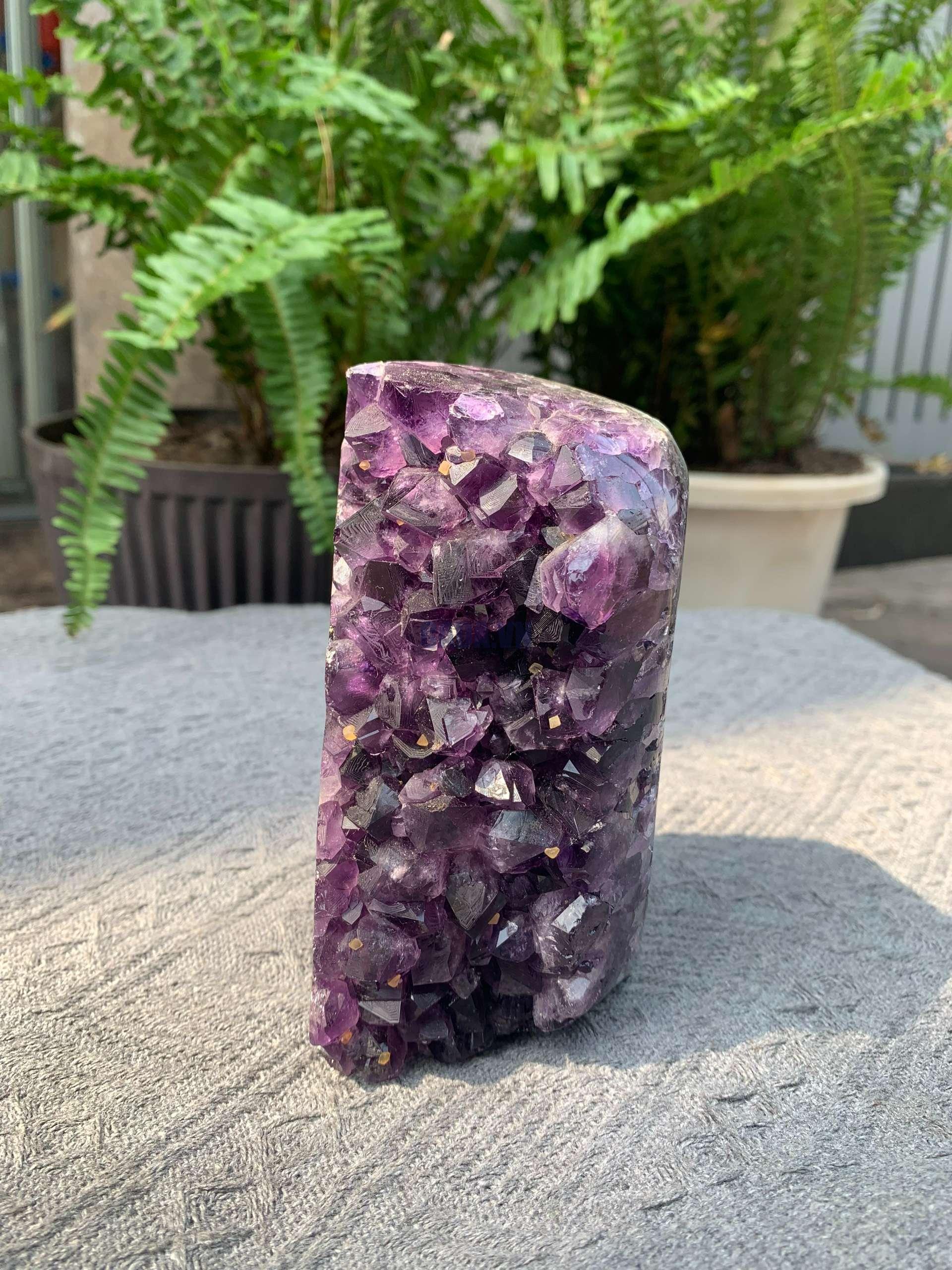 HỐC THẠCH ANH TÍM NHỎ – SMALL AMETHYST GEODE (TV521), KL: 1,326KG, KT: 13*6CM