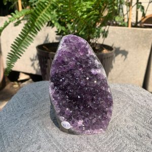 HỐC THẠCH ANH TÍM NHỎ – SMALL AMETHYST GEODE (TV573), KL: 0,536KG, KT: 11*7CM