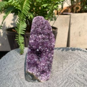 HỐC THẠCH ANH TÍM NHỎ – SMALL AMETHYST GEODE (TV574), KL: 0,48KG, KT: 11*5CM