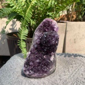 HỐC THẠCH ANH TÍM NHỎ – SMALL AMETHYST GEODE (TV577), KL: 0,46KG, KT: 11*6CM