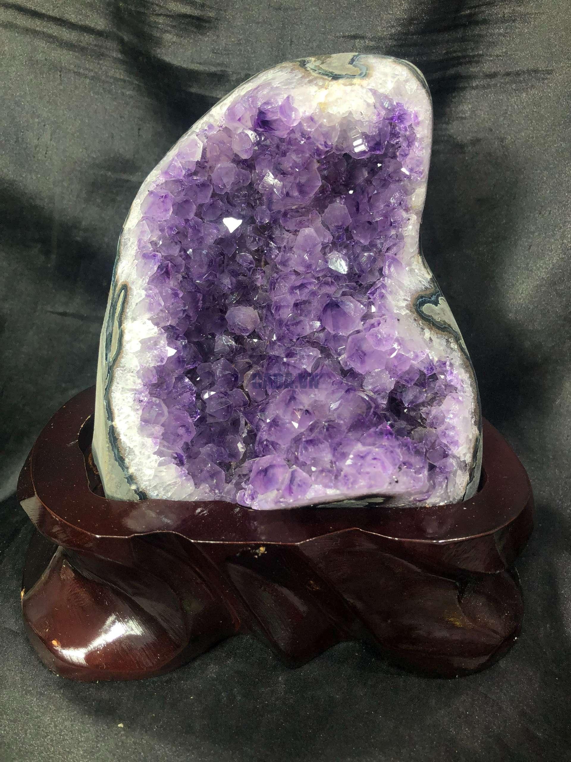 HỐC THẠCH ANH TÍM NHỎ – SMALL AMETHYST GEODE (TV580), KL: 1,166KG, KT: 12*11CM