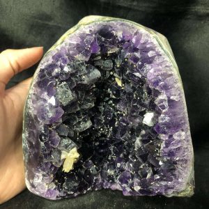 HỐC THẠCH ANH TÍM NHỎ – SMALL AMETHYST GEODE (TV584), KL: 1,328KG, KT: 12,5*10CM
