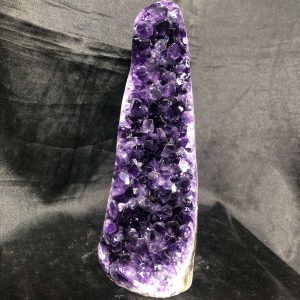 HỐC THẠCH ANH TÍM NHỎ – SMALL AMETHYST GEODE (TV589), KL: 1,212KG, KT: 17,2*8,5CM