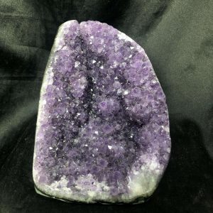HỐC THẠCH ANH TÍM NHỎ – SMALL AMETHYST GEODE (TV601), KL: 1,24KG, KT: 9,7*10,5CM