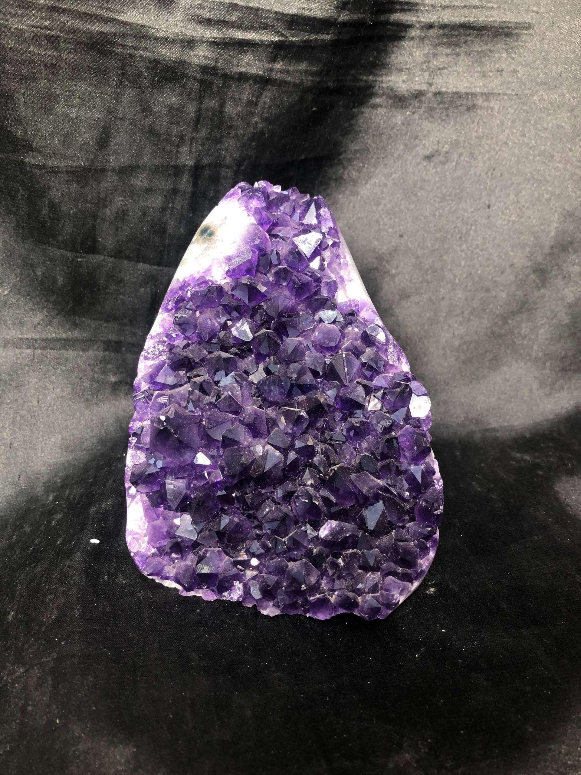 HỐC THẠCH ANH TÍM NHỎ – SMALL AMETHYST GEODE (TV603), KL: 1,052KG, KT: 11,5*7,5CM