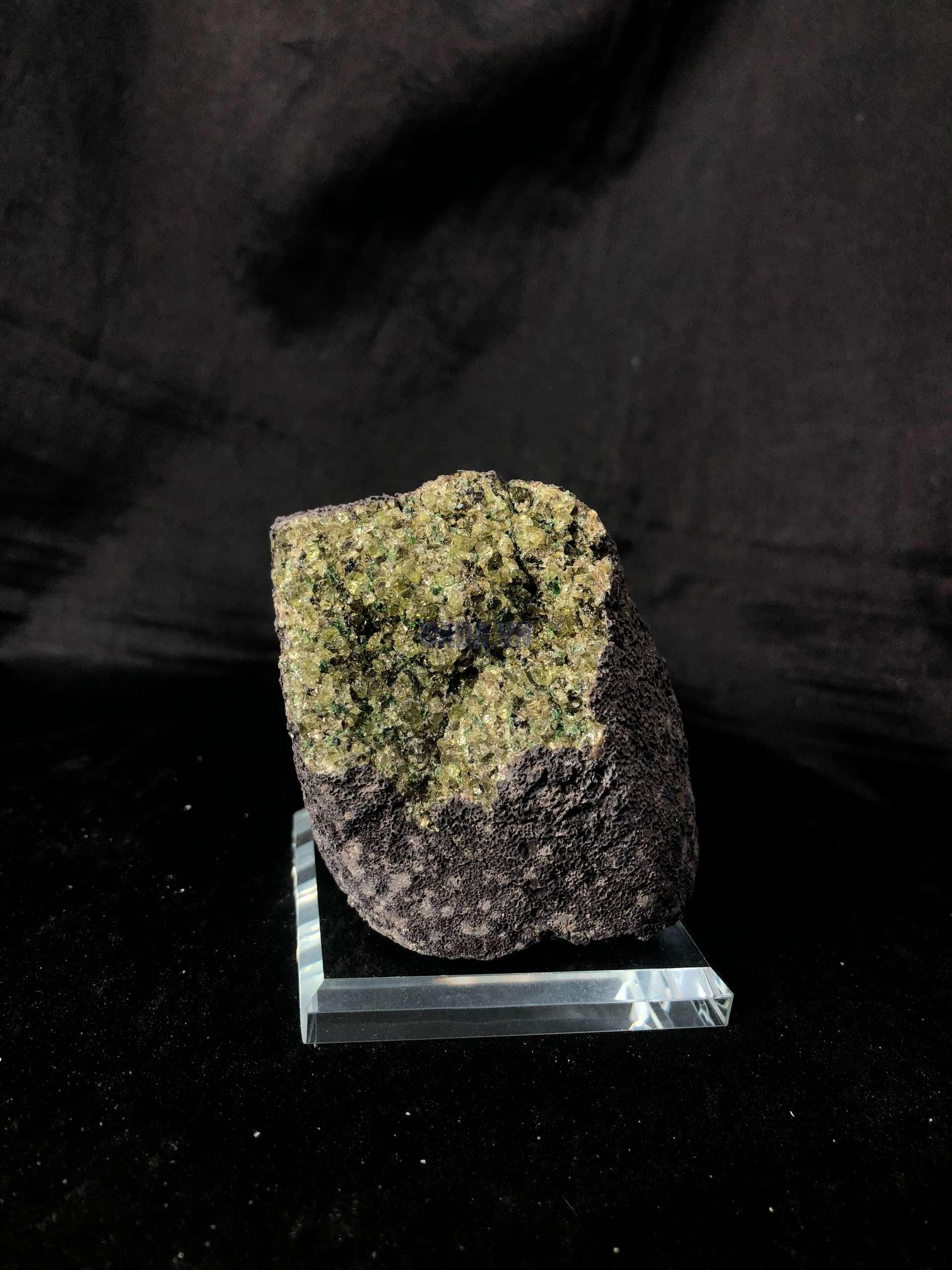 TINH THỂ PERIDOT SPECIMEN, KL: 425,9g | CADA DECOR