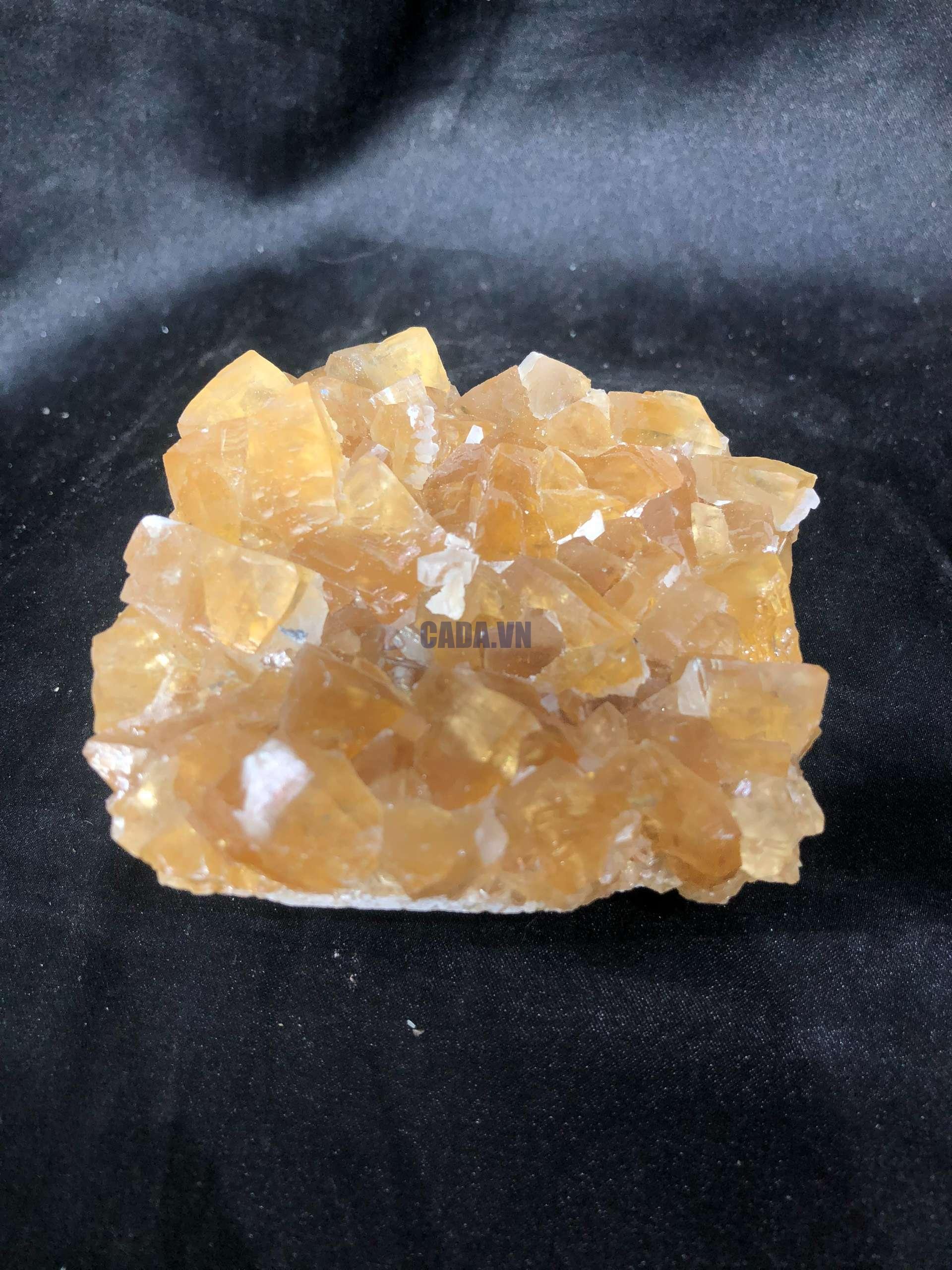 TINH THỂ HONEY CALCITE – TINH THỂ SƯU TẦM | CADA DECOR