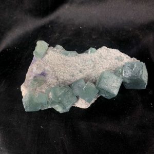 TINH THỂ MORANDI GREEN FLUORITE – TINH THỂ SƯU TẦM | CADA DECOR