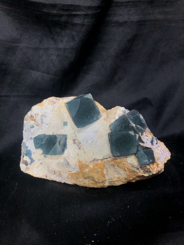 TINH THỂ MORANDI GREEN FLUORITE – TINH THỂ SƯU TẦM | CADA DECOR