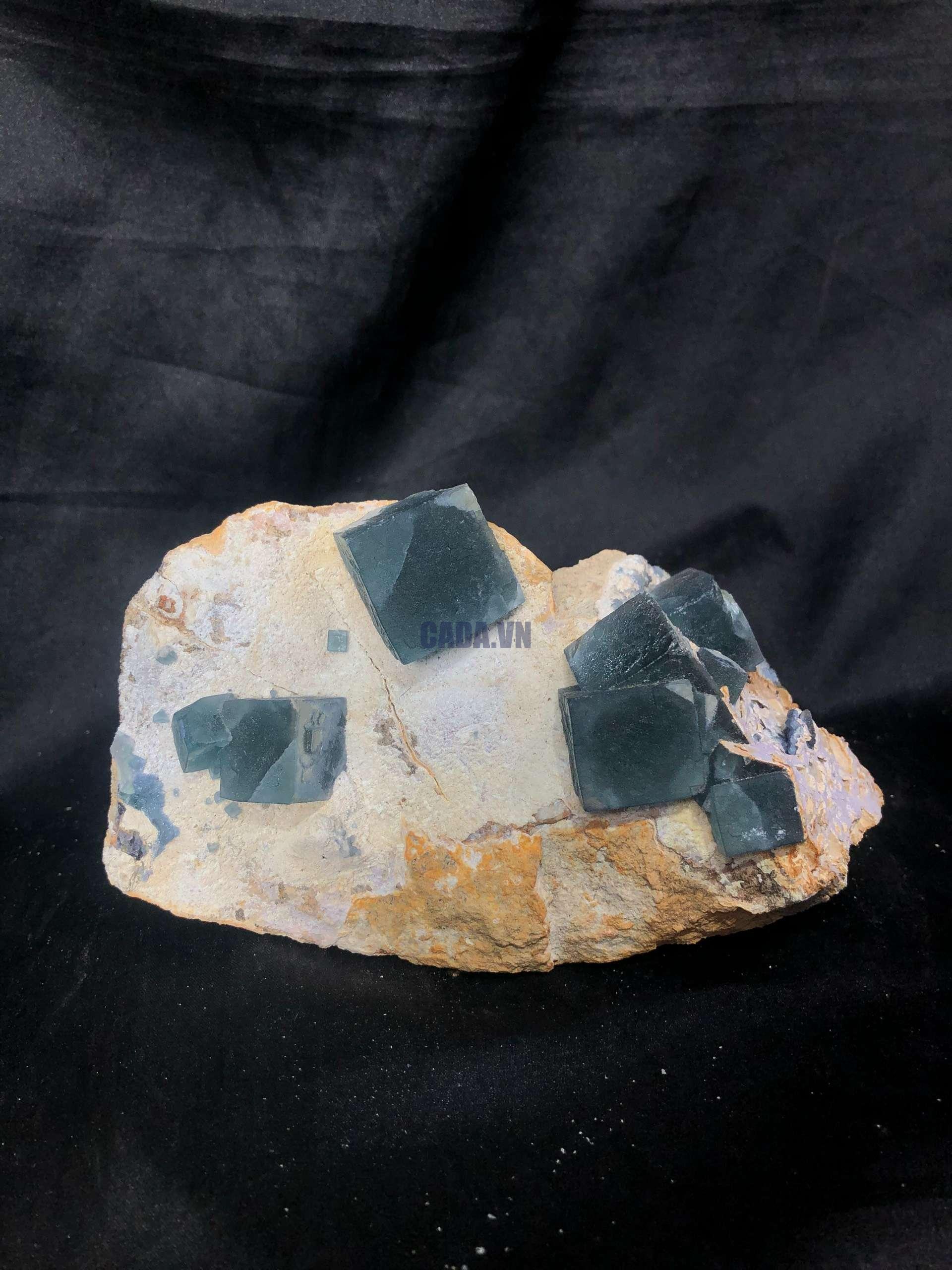 TINH THỂ MORANDI GREEN FLUORITE – TINH THỂ SƯU TẦM | CADA DECOR