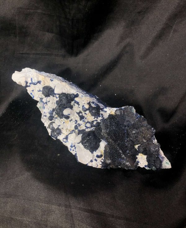 TINH THỂ BLUEBERRY FLUORITE – TINH THỂ SƯU TẦM | CADA DECOR