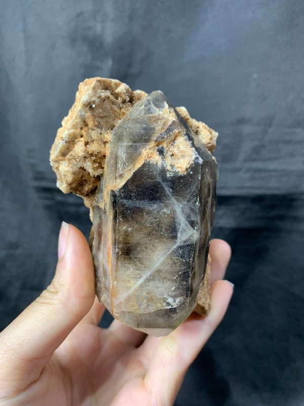 Agate Geode with Smoky Quartz - Hốc Mã Não cộng sinh tinh thể Thạch Anh Khói | CADA DECOR