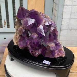 Vỉ mầm thạch anh tím CONGO 3,45 kg 21x21cm