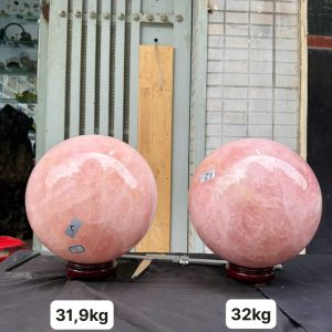 Quả cầu thạch anh hồng nặng 32kg đk 28,2cm
