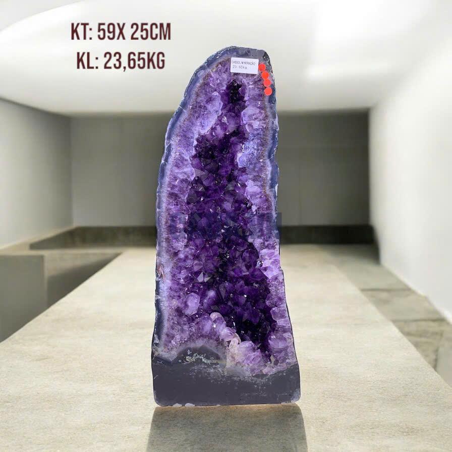 Hốc thạch anh tím đậm KT 59x 25 KL 23,65kg