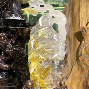 Tượng phật quan âm thạch anh tóc vàng KT: 23x8cm KL: 198g