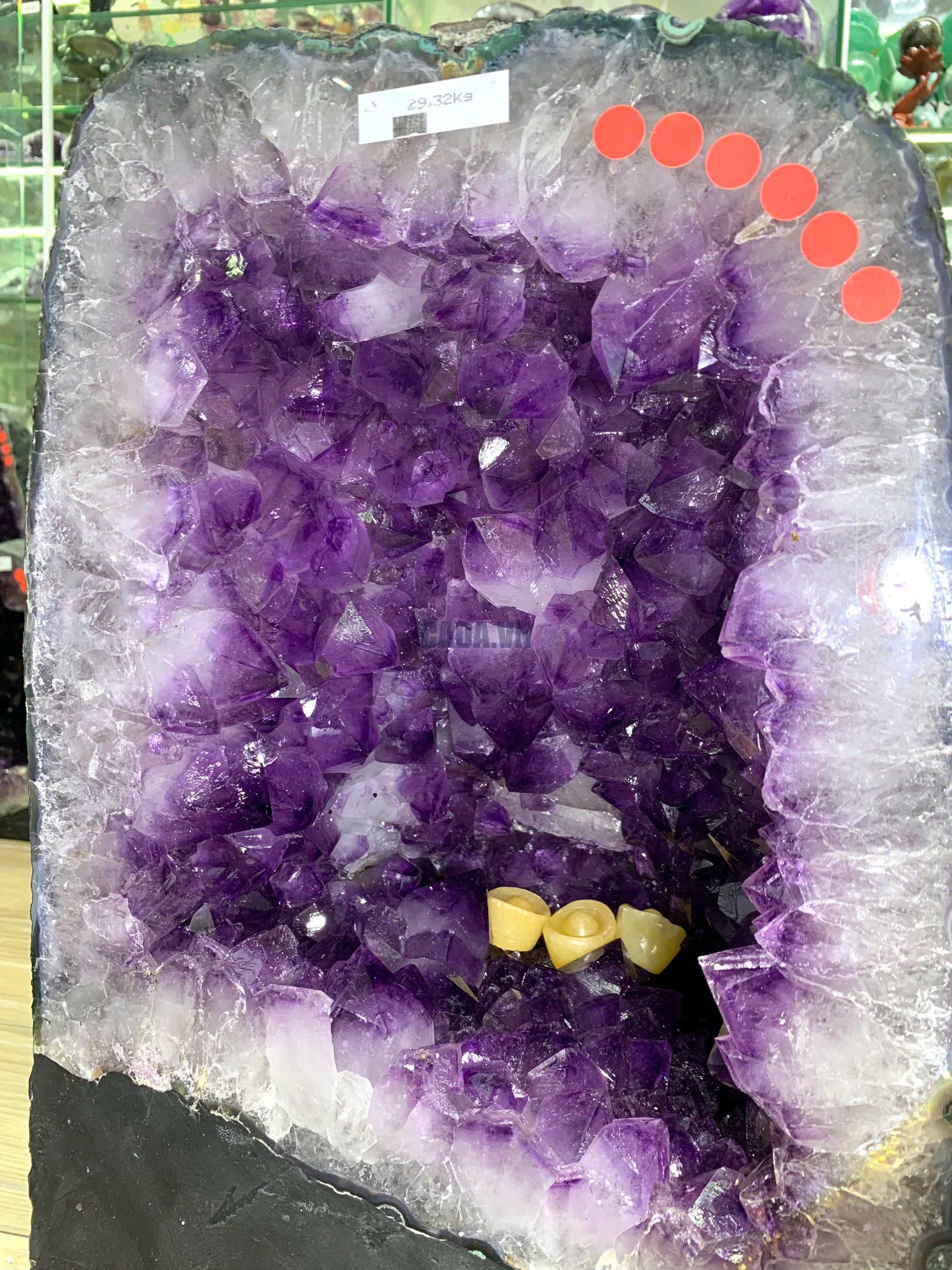 Hốc thạch anh tím tự nhiên - KT: 38x26cm - KL: 29.32kg