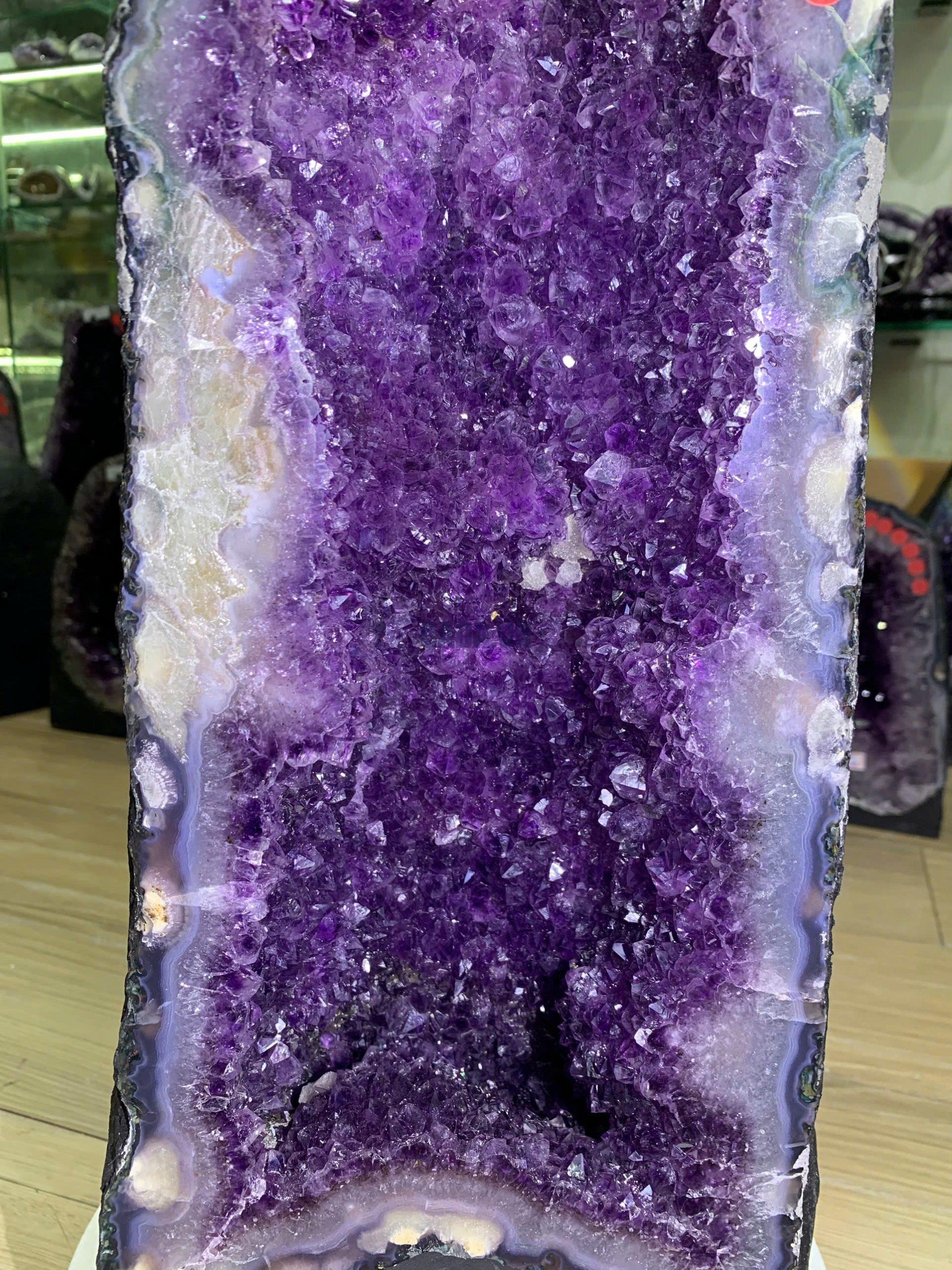 Hốc thạch anh tím tự nhiên - KT: 43x16cm - KL: 15.84kg