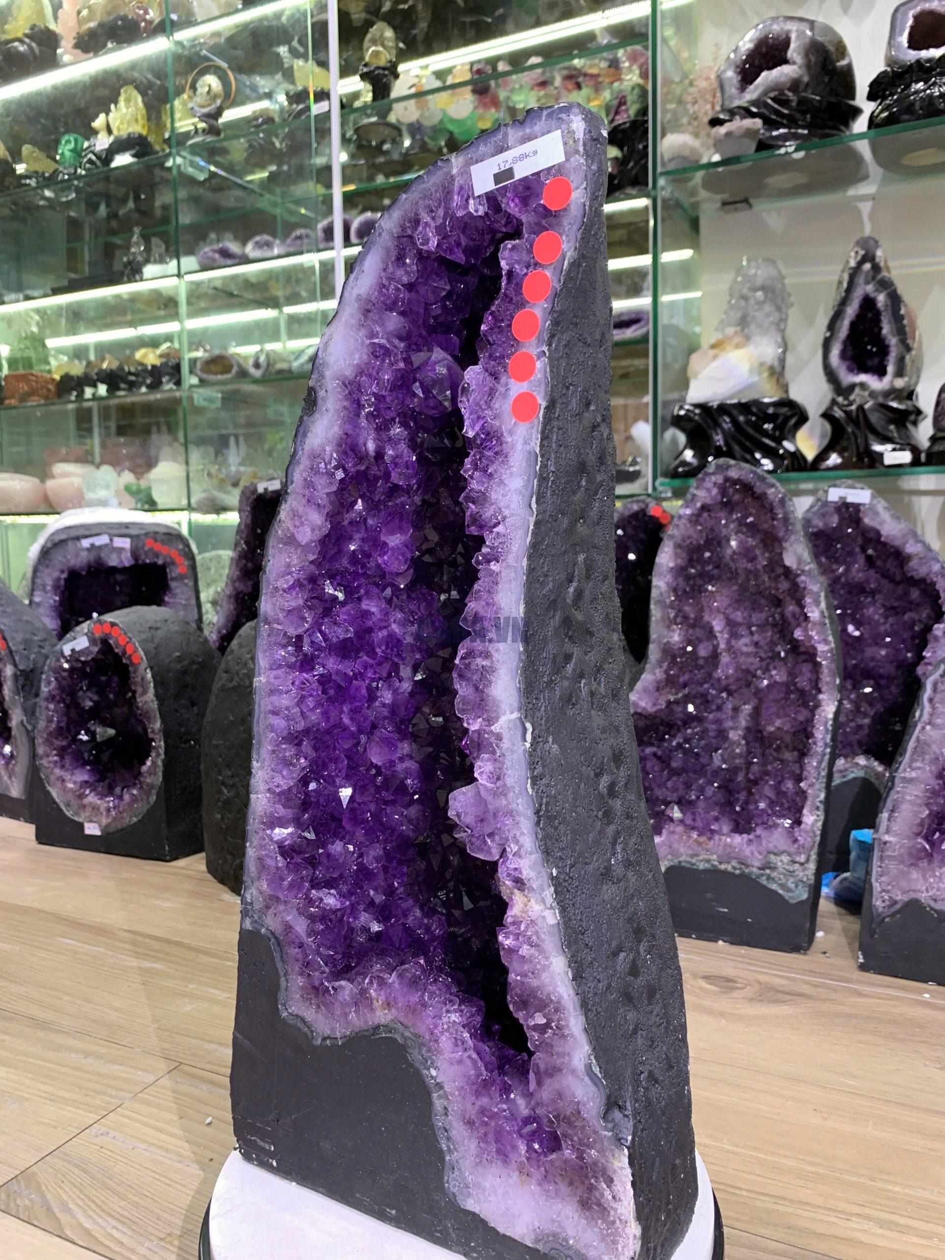 48x22 Hốc thạch anh tím tự nhiên - KT: 48x22cm - KL: 17.88kg