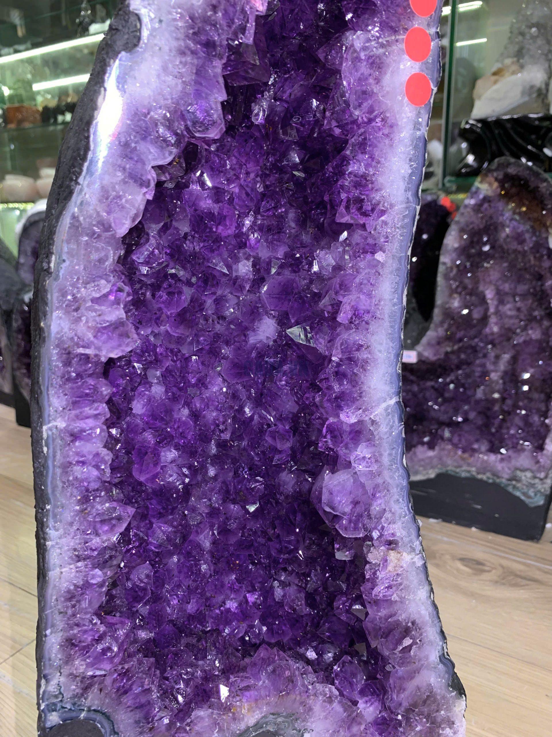 Hốc thạch anh tím tự nhiên - KT: 48x22cm - KL: 17.88kg