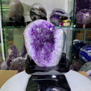 KT: 18x10cm KL: 825g