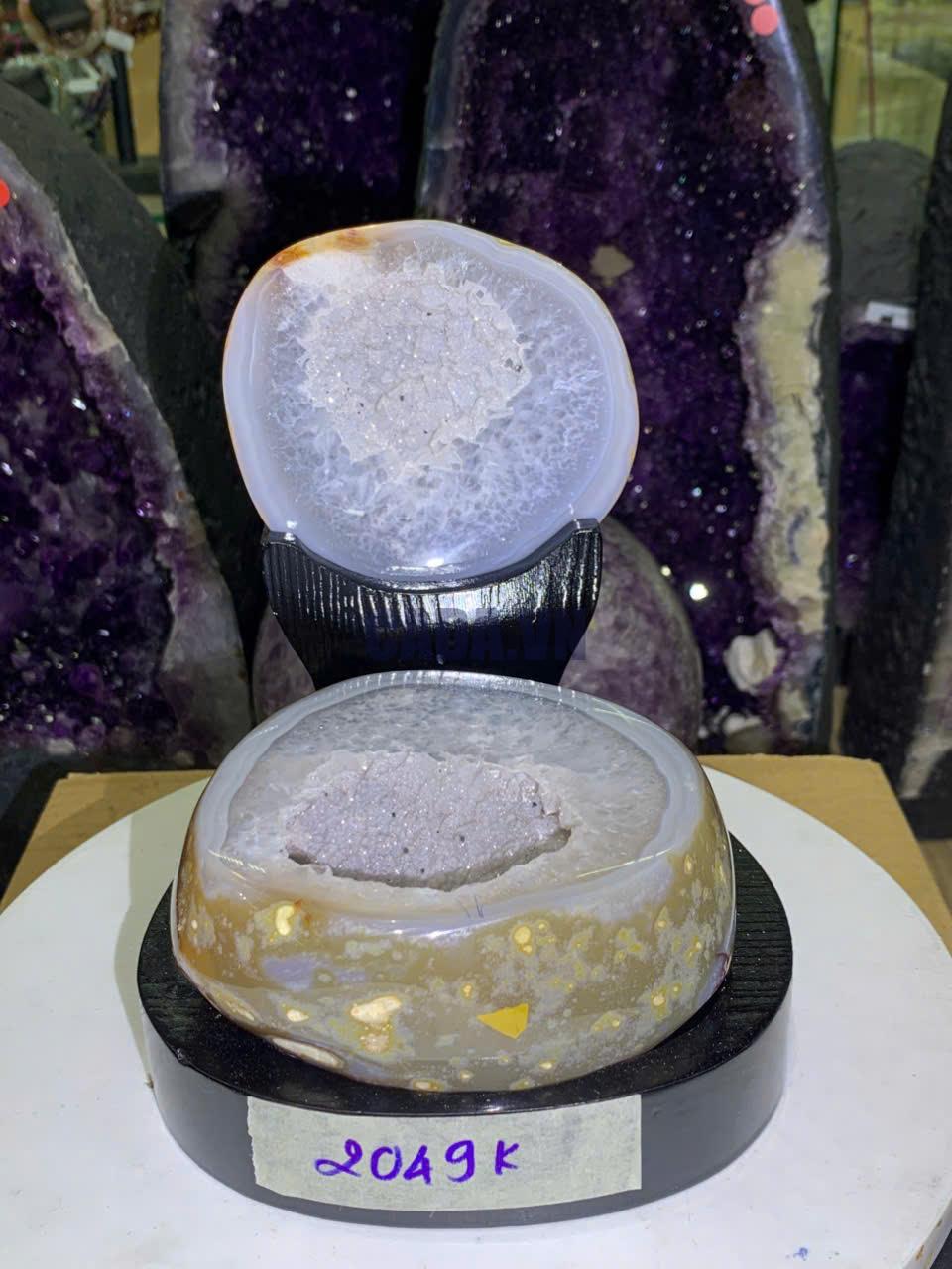 KT: 18x12cm KL: 1.264kg