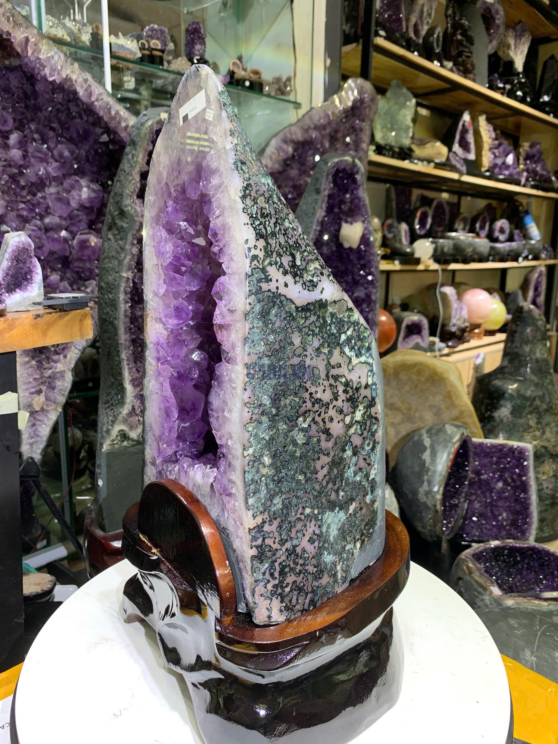 KT cả đế: 50x25cm KL: 14.65kg KT cả đế: 50x25cm KL: 14.65kg