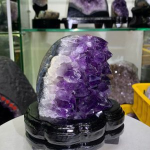 KT: 15x9cm KL: 945g