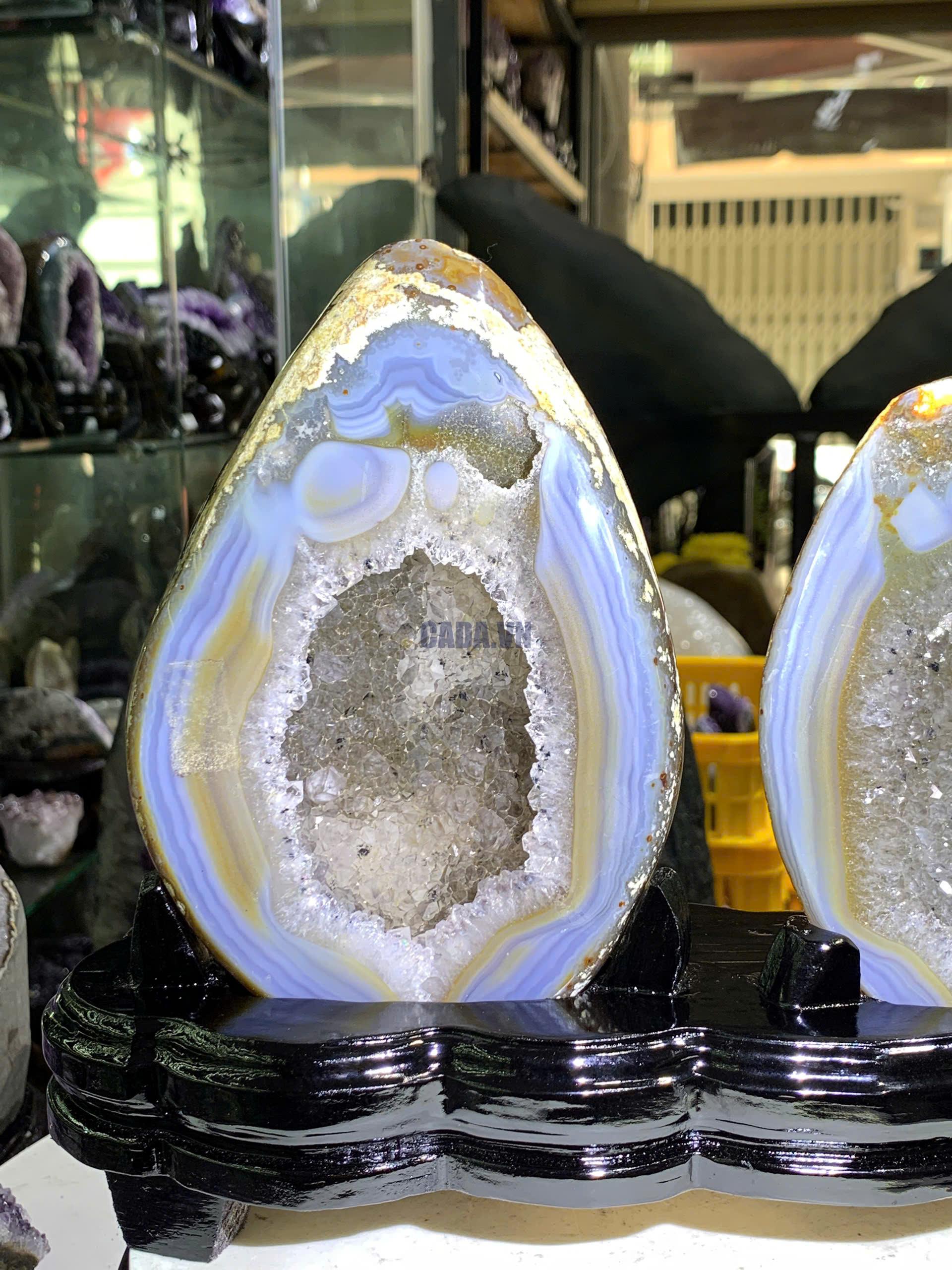 KT: 22;19 x 24cm KL: 2.015kg KT: 22;19 x 24cm KL: 2.015kg