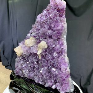 KT: 48x32cm KL: 11.17kg