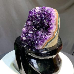KT: 19x14cm KL: 1.440kg