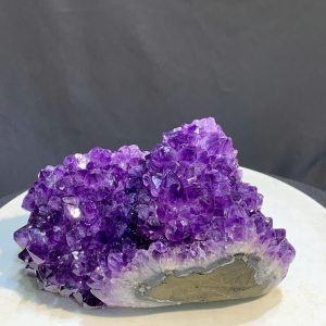 KT: 8.5x15cm KL: 1.206kg