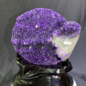 KT: 29x23cm KL: 4.468kg