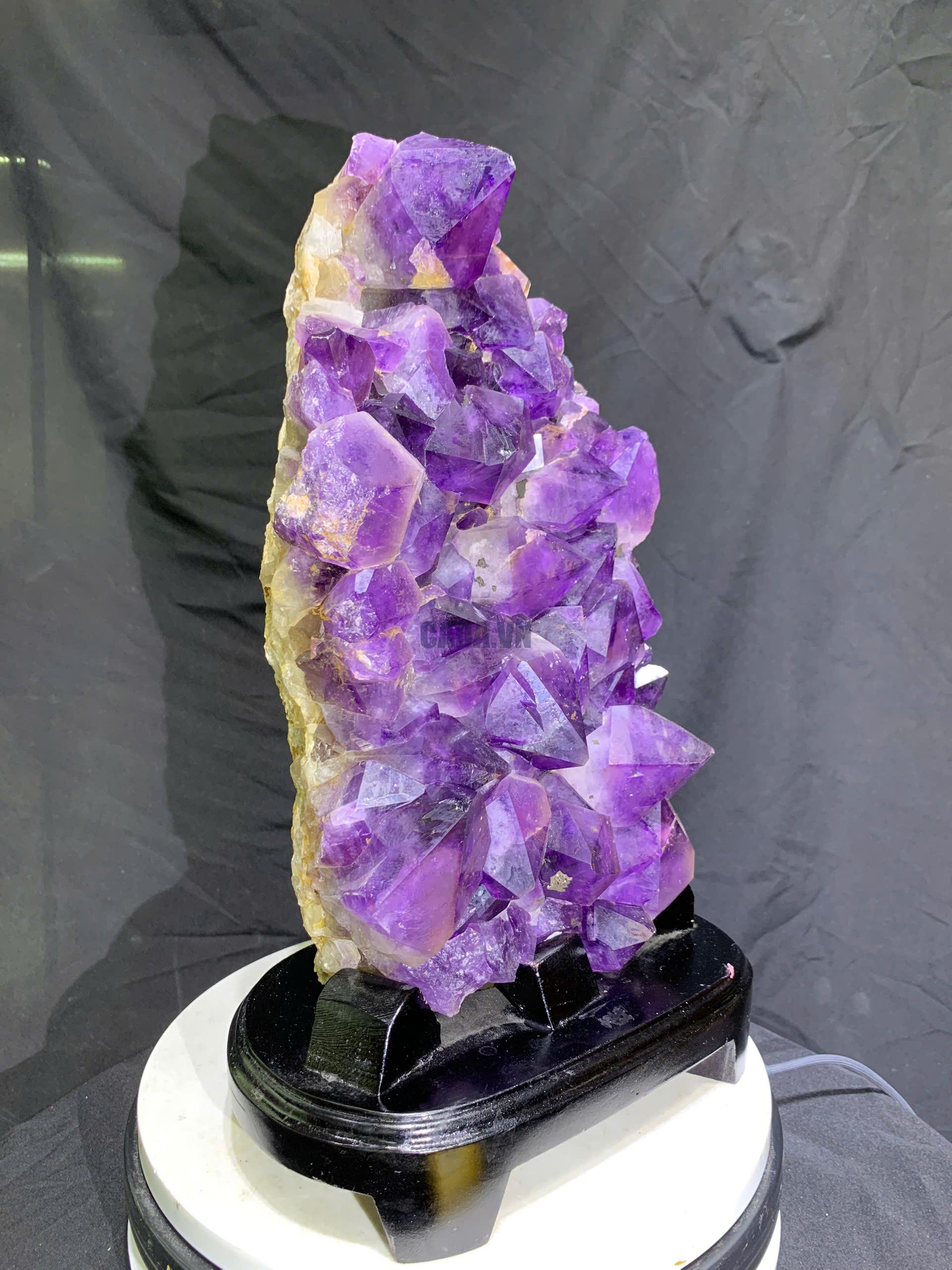 KT: 36x19cm KL: 6.55kg